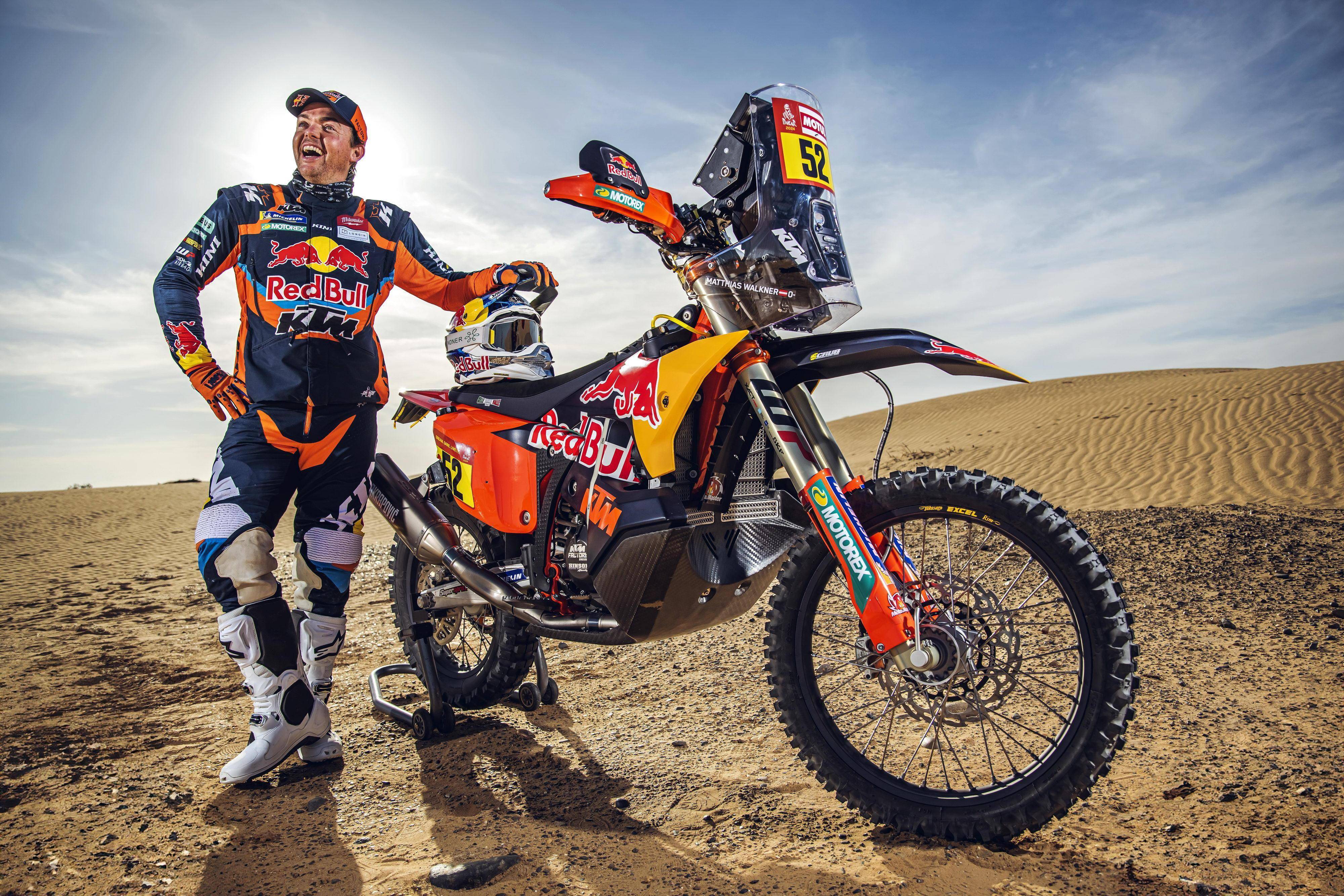 雷诺车队力克红牛二队，拉塞尔关键制胜