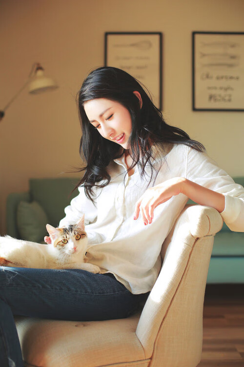 卡马文加爆发点燃逆袭之火，突尼斯强势拿下英格兰，改写足球历史