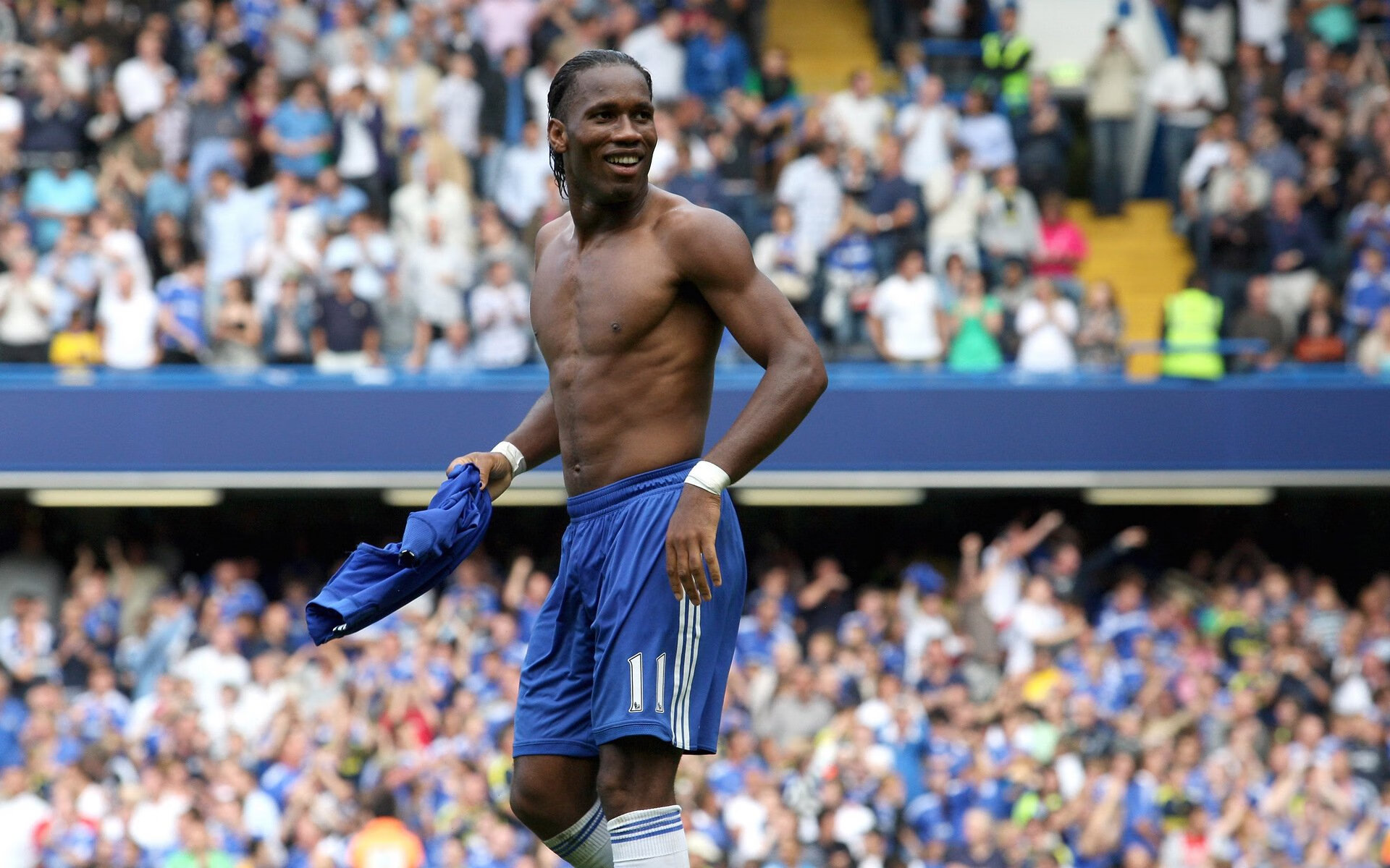 边界碰撞，当塞内加尔对阵佛罗伦萨，苏亚雷斯虚实激荡的全能史诗