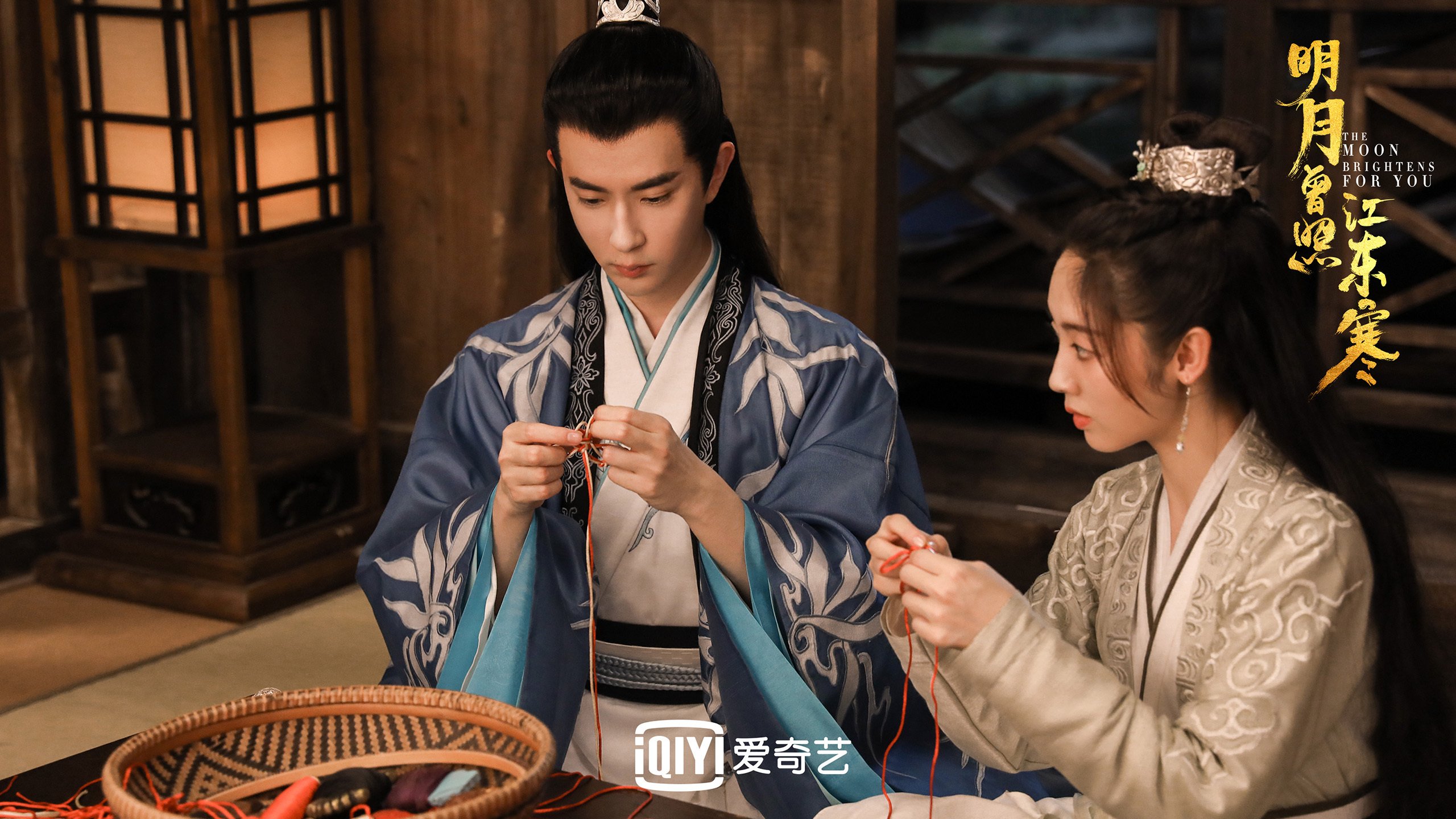 充满戏剧张力,既有冷门又有巨星,我来为你构思一篇独一无二的文章